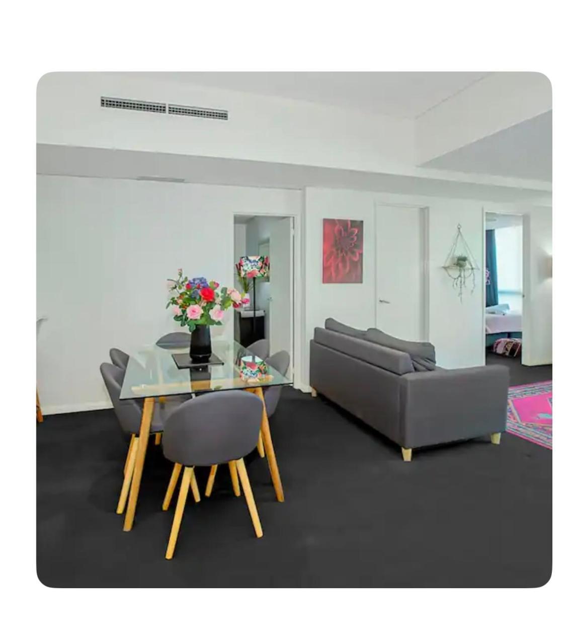 Cityscape Retreat 2 Bedroom Apartment